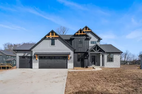 1945 Creekside, Byron Center, MI 49315