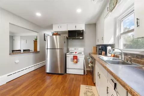 1499 Glasgow, Jackson, MI 49201 photo 14