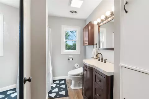 1499 Glasgow, Jackson, MI 49201 photo 18