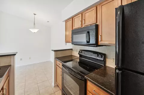 Kitchen - 346 Spring Brooke Dr, Brighton, MI 48116 photo 3 of 3