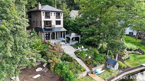 6363 Waters Edge, Saugatuck, MI 49453