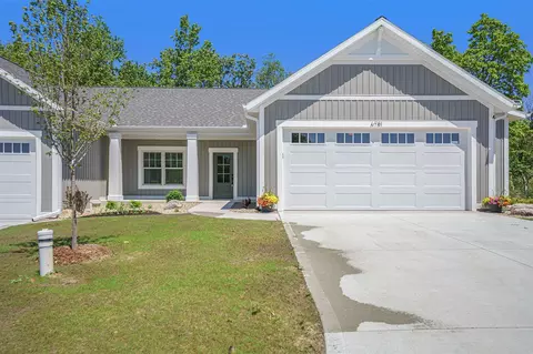 6771 Vriesland #4, Zeeland, MI 49464