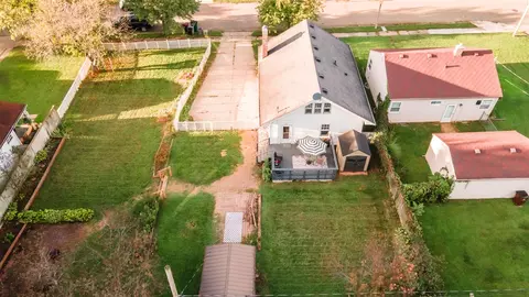 566 E Willard, Lansing, MI 48910 photo 34