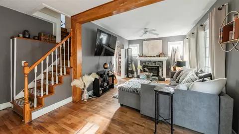 566 E Willard, Lansing, MI 48910 photo 9