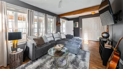 566 E Willard, Lansing, MI 48910 photo 10