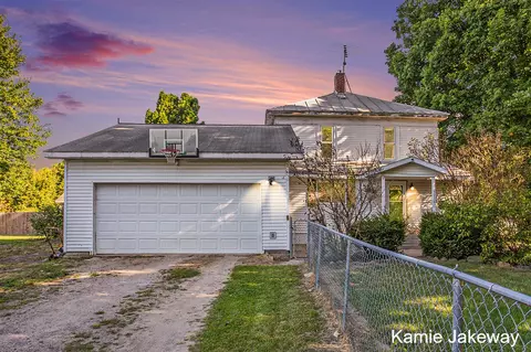 3016 Palmer, Orleans, MI 48865