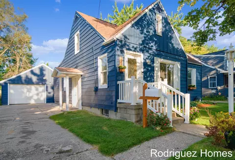2937 Highgate, Wyoming, MI 49509
