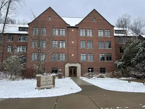 827 Asa Gray #459, Ann Arbor, MI 48105
