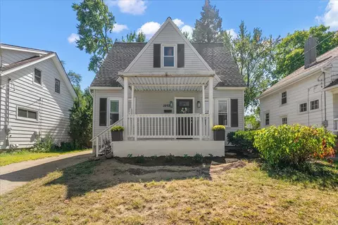 1052 Aberdeen, Grand Rapids, MI 49505