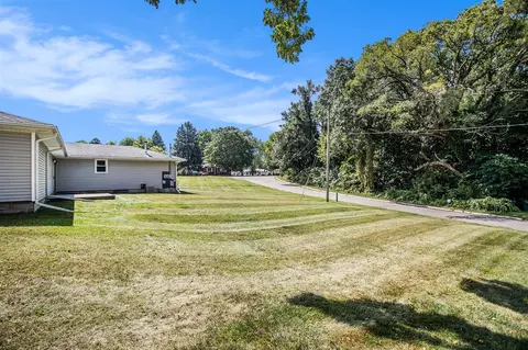 263 N 20th, Springfield, MI 49037 photo 21