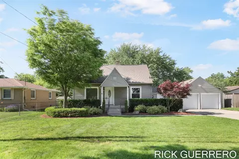 1261 36th, Grand Rapids, MI 49508