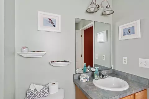 Bath - 1408 Willow, Jackson, MI 49201 photo 3 of 5