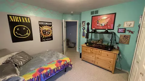 Bedroom - 1408 Willow, Jackson, MI 49201 photo 6 of 8