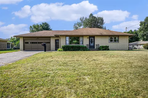 6044 Plainfield, Kalamazoo, MI 49048