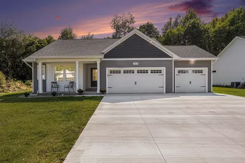 2433 Ashford, Portage, MI 49024