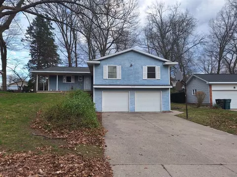 5508 Greenboro, Kentwood, MI 49508