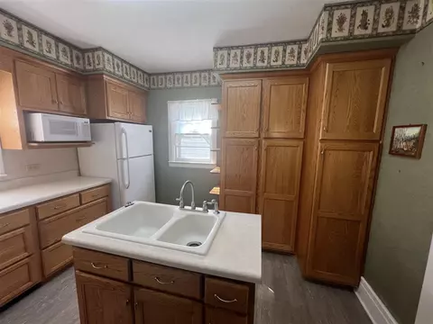 230 W State, Grant, MI 49327 photo 11