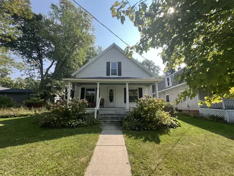230 W State, Grant, MI 49327 photo 2