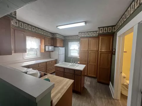 230 W State, Grant, MI 49327 photo 9