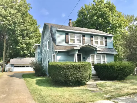 114 S Fourth, Sturgis, MI 49091