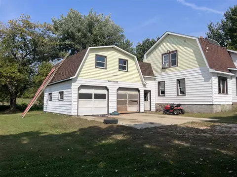 2046 E Baseline, Hart, MI 49420