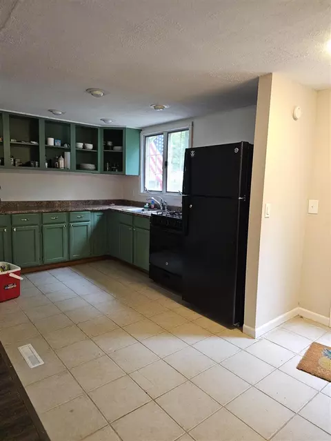 Kitchen - 4082 Valley Vw, Harrison, MI 48625 photo 1 of 1