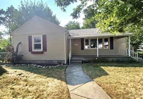 9911 Rockland, Redford, MI 48239