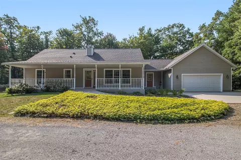 4821 Brackenwood, Whitehall, MI 49461