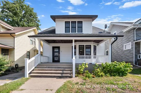 816 Caulfield, Grand Rapids, MI 49503