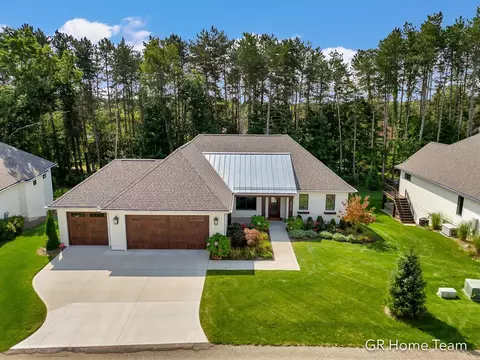 6316 Lamppost, Grand Rapids, MI 49546