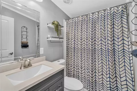Bath - 36241 Cypress, Romulus, MI 48174 photo 3 of 3