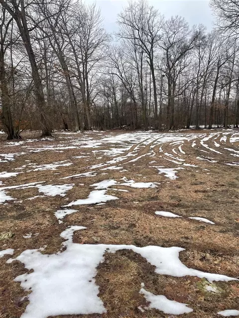 V/l Woodland, Muskegon, MI 49442