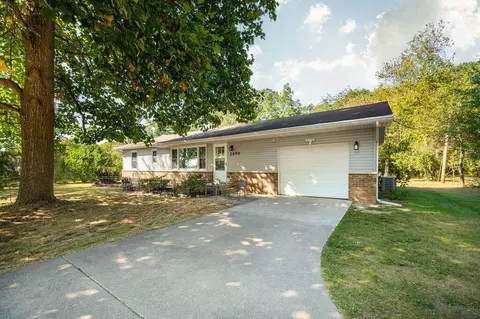2959 Hoyt, Niles, MI 49120