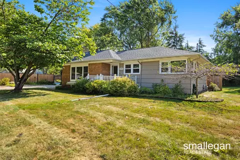 1378 Laughlin, Grand Rapids, MI 49504