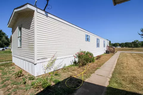 1224 Shiawassee Riv, Three Rivers, MI 49093 photo 4