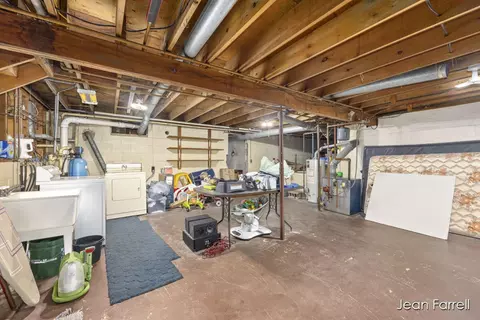 1904 138th, Dorr, MI 49323 photo 19