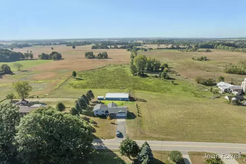 1904 138th, Dorr, MI 49323 photo 24