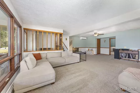 1904 138th, Dorr, MI 49323 photo 7