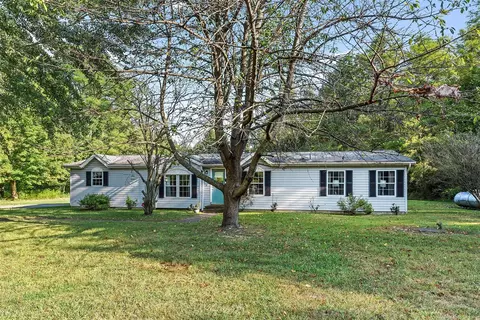 9225 Maudlin, New Buffalo, MI 49117