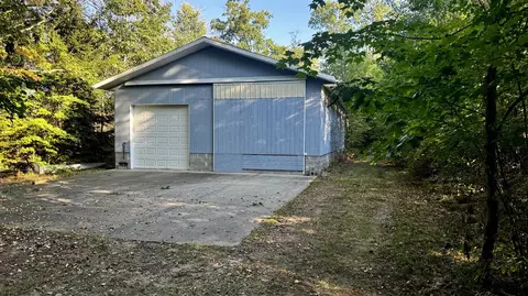 6581 34 12, Cadillac, MI 49601