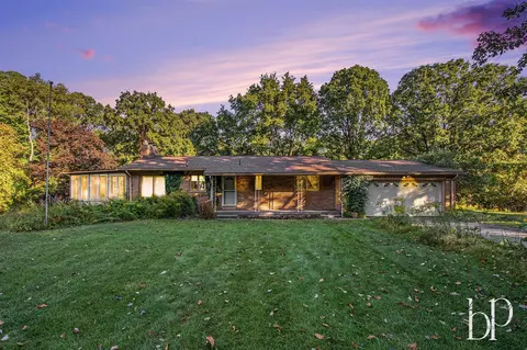 11515 Grand Riv, Lowell, MI 49331