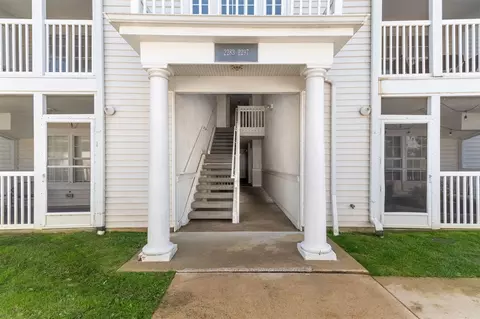 2295 S Main, Ann Arbor, MI 48103