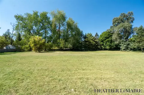 V/l Ethelwin, Belmont, MI 49306