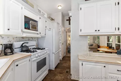 Kitchen - 4799 S Spruce, White Cloud, MI 49349 photo 3 of 3