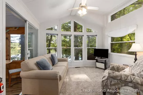 Living - 4799 S Spruce, White Cloud, MI 49349 photo 2 of 2