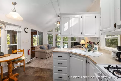 Kitchen - 4799 S Spruce, White Cloud, MI 49349 photo 1 of 3