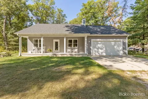 8981 Spruce #B, Newaygo, MI 49337