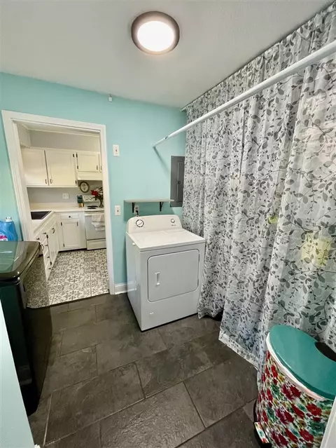 6664 Clark Lk, Jackson, MI 49201 photo 11