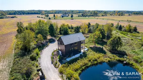 6364 126th, Fennville, MI 49408