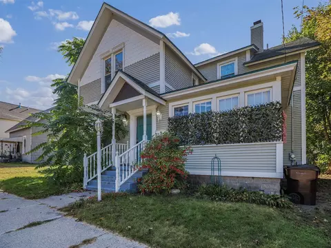 Exterior - 237 2nd, Manistee, MI 49660 photo 6 of 14